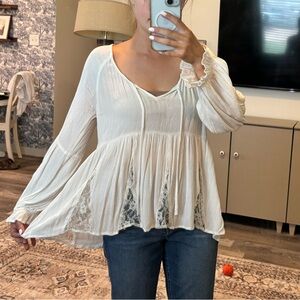 American Eagle Flowy top
